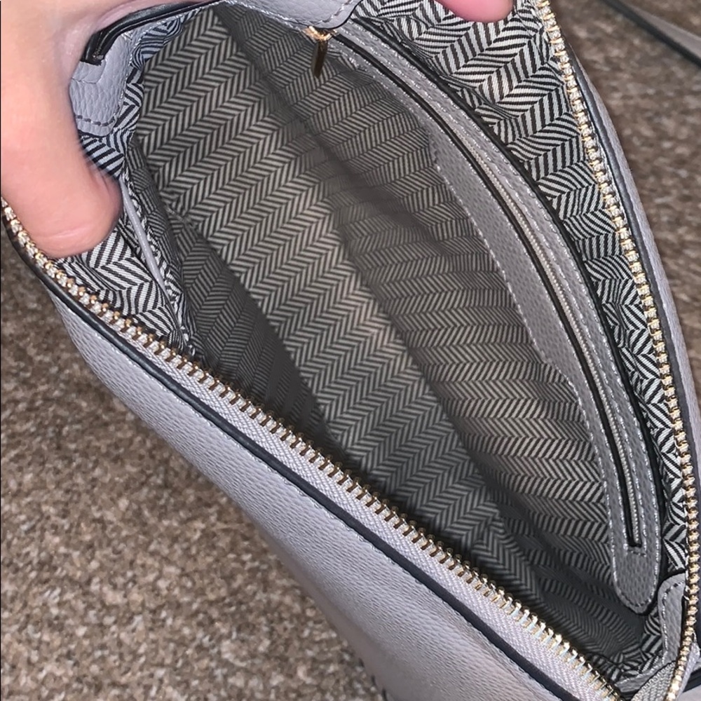 Purse - Picture 4 of 7